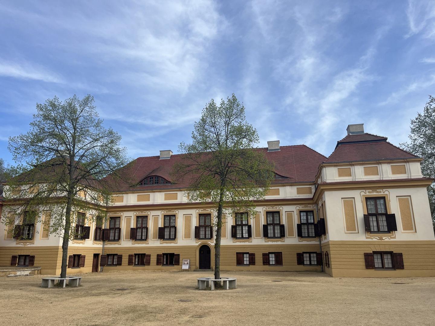 Appartements im Schlosspark - Header